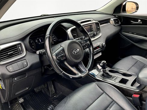 Used 2016 Kia Sorento EX image 14