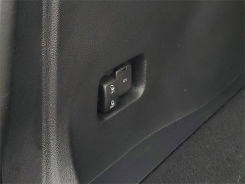 Certified 2022 Ford Edge SEL w/ Convenience Package image 9