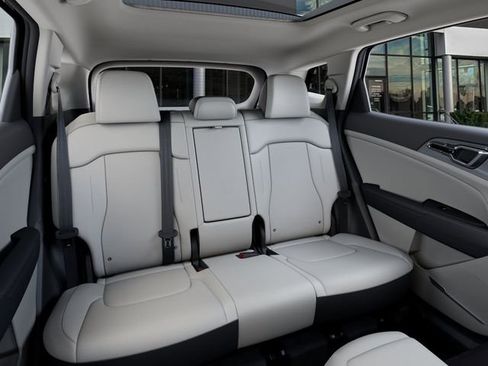 New 2026 Kia Sportage EX FWD image 17