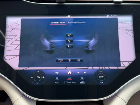 Used 2023 Mercedes-Benz EQS 580 4MATIC Sedan image 30