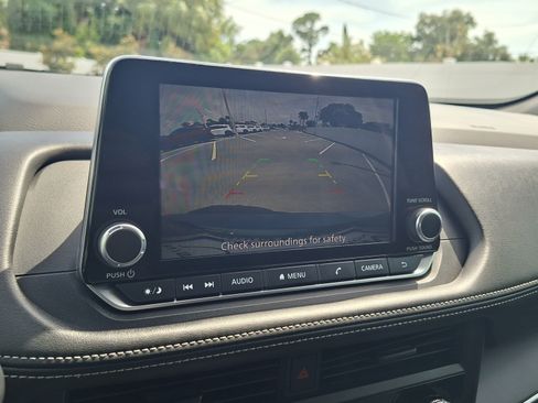 Certified 2025 Nissan Rogue S FWD image 13