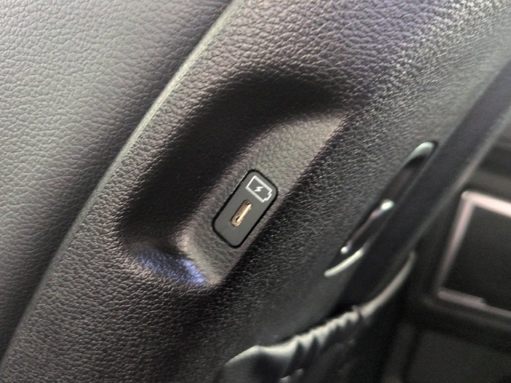 Used 2025 Kia Telluride AWD image 20