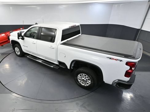 Used 2022 Chevrolet Silverado 2500 LT AWD/4WD image 61