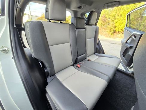 Used 2014 Toyota RAV4 Limited image 20