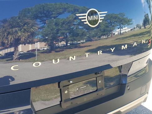 Used 2025 MINI Cooper Countryman S w/ Comfort Package Max image 14