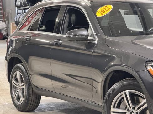 Used 2022 Mercedes-Benz GLC 300 4MATIC image 5