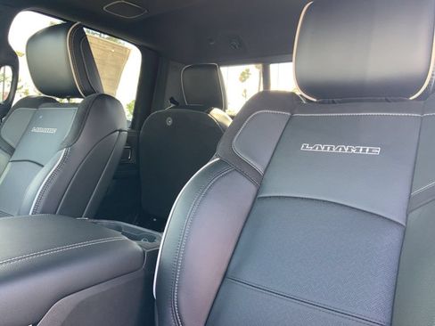New 2026 RAM 2500 Laramie w/ Night Edition AWD/4WD image 17