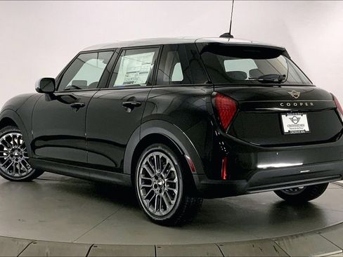 New 2026 MINI Cooper 4-Door Hardtop image 2