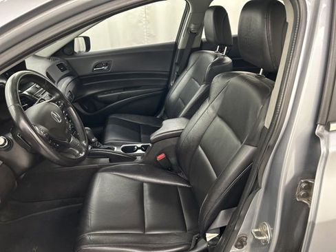 Used 2017 Acura ILX FWD image 6