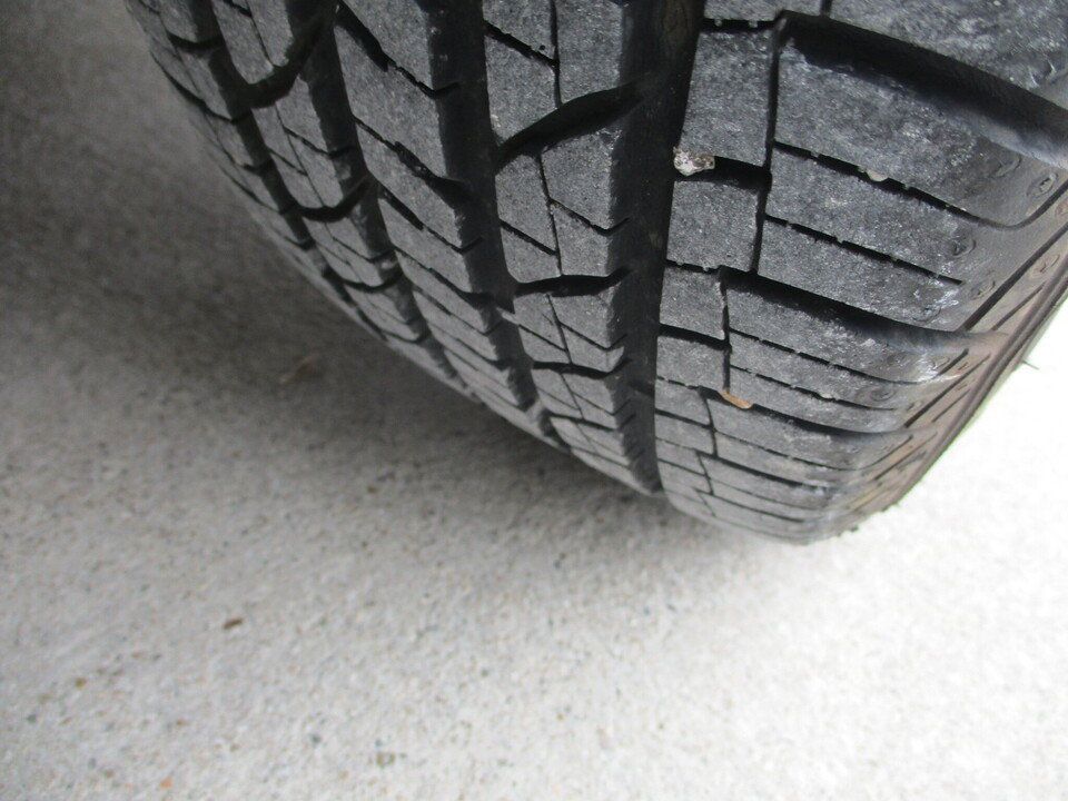 Used 2010 Chevrolet Cobalt LT w/ Preferred Equipment Group FWD image 10