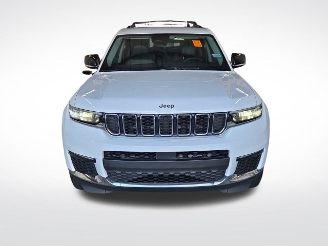 Used 2023 Jeep Grand Cherokee L Limited AWD/4WD image 10