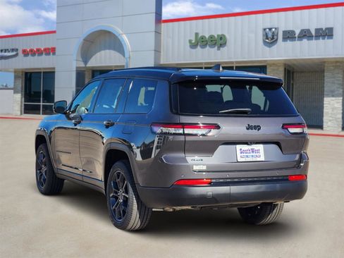 New 2025 Jeep Grand Cherokee L Limited image 5