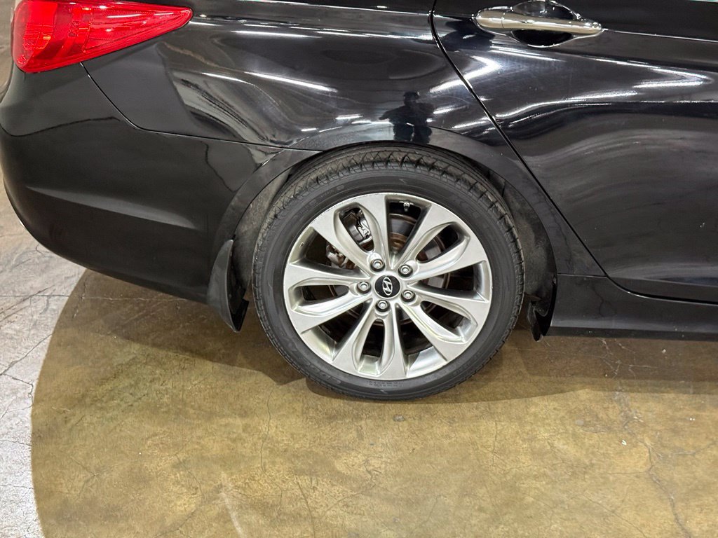 Used 2013 Hyundai Sonata Limited FWD image 6