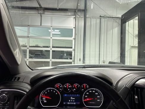 Used 2019 Chevrolet Silverado 1500 LT w/ Convenience Package image 7