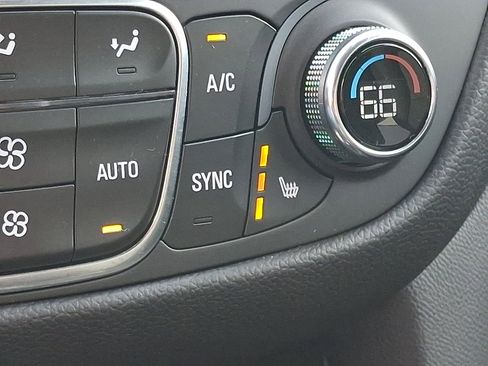 Certified 2023 Chevrolet Equinox LT image 25