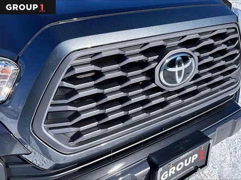 Used 2021 Toyota Tacoma TRD Sport image 32