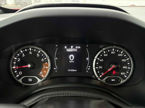 Used 2020 Jeep Renegade Sport image 33