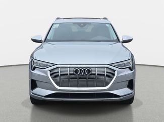 Used 2023 Audi e-tron Premium Plus w/ Premium Plus Package video 2