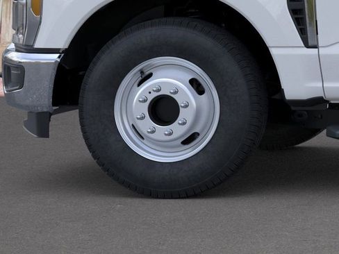 New 2026 Ford F350 XL w/ XL Chrome Package RWD image 21