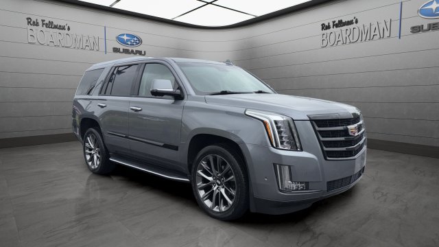 Used 2019 Cadillac Escalade Luxury w/ Escalade Sport Edition AWD/4WD image 2