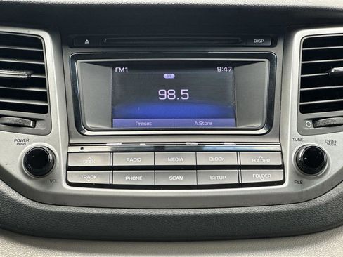 Used 2018 Hyundai Tucson SE FWD image 24