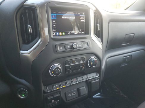Used 2025 Chevrolet Silverado 1500 Custom image 22