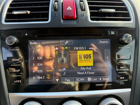 Used 2017 Subaru Crosstrek 2.0i Limited image 47