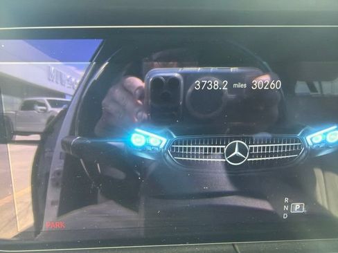 Used 2023 Mercedes-Benz E 350 4MATIC Sedan image 12