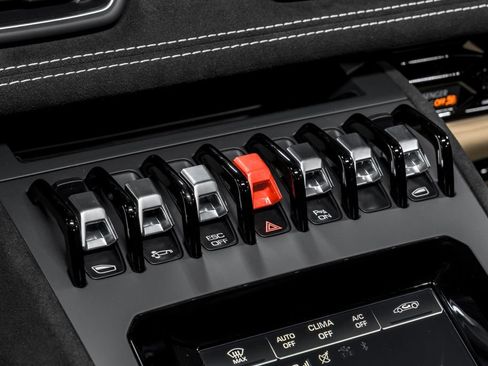Used 2024 Lamborghini Huracan Tecnica RWD image 25