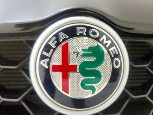Used 2023 Alfa Romeo Giulia Sprint RWD image 31