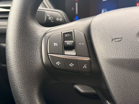 Used 2025 Ford Escape Active AWD/4WD image 26