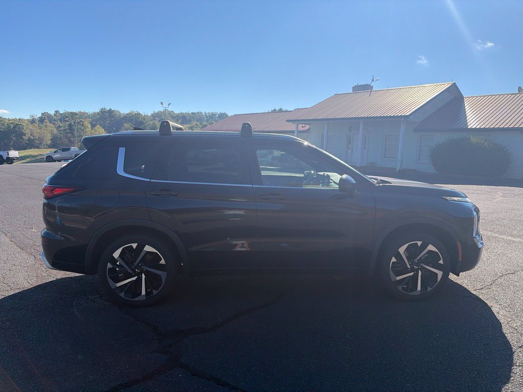 Used 2022 Mitsubishi Outlander SEL AWD/4WD image 11