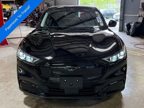 Used 2025 Ford Mustang Mach-E Premium AWD/4WD image 4