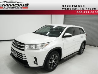 Used 2018 Toyota Highlander Plus FWD video 1