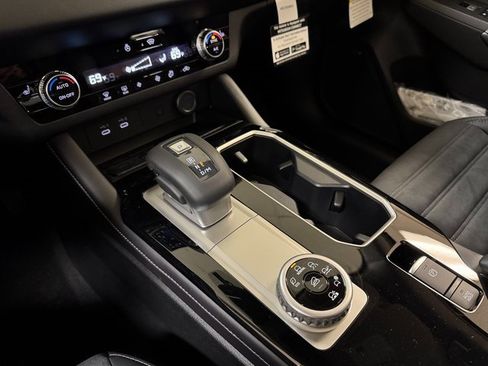 New 2026 Mitsubishi Outlander Trail Edition image 18