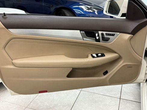 Used 2012 Mercedes-Benz C 250 C 250 Coupe 2D image 15
