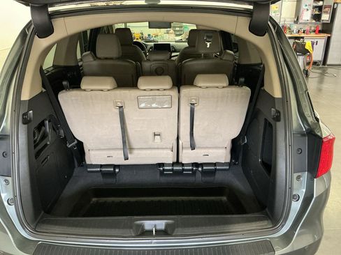 Used 2018 Honda Odyssey Elite image 17