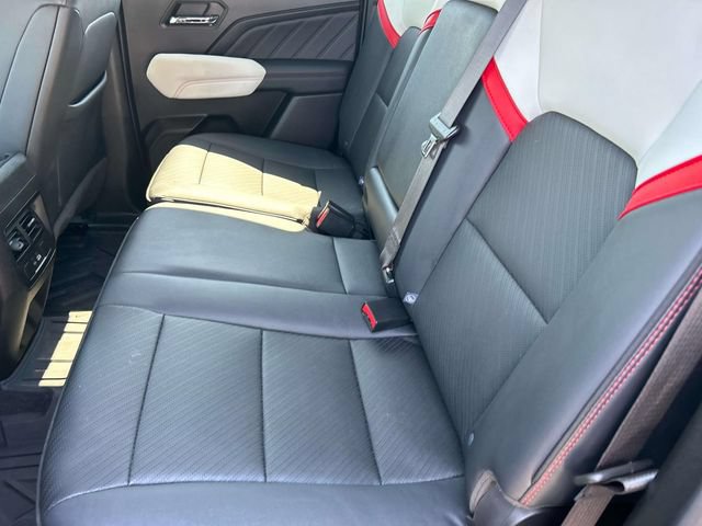 Used 2024 GMC Canyon AT4X AWD/4WD image 20
