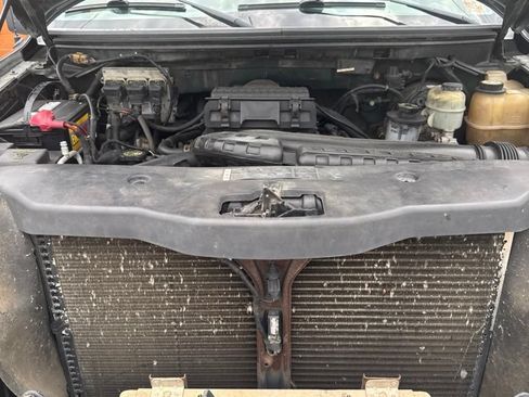 Used 2005 Ford F150 XLT AWD/4WD image 11