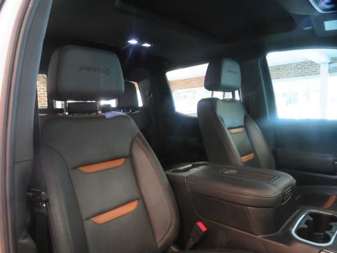 Used 2021 GMC Sierra 1500 AT4 w/ AT4 Value Package AWD/4WD image 28