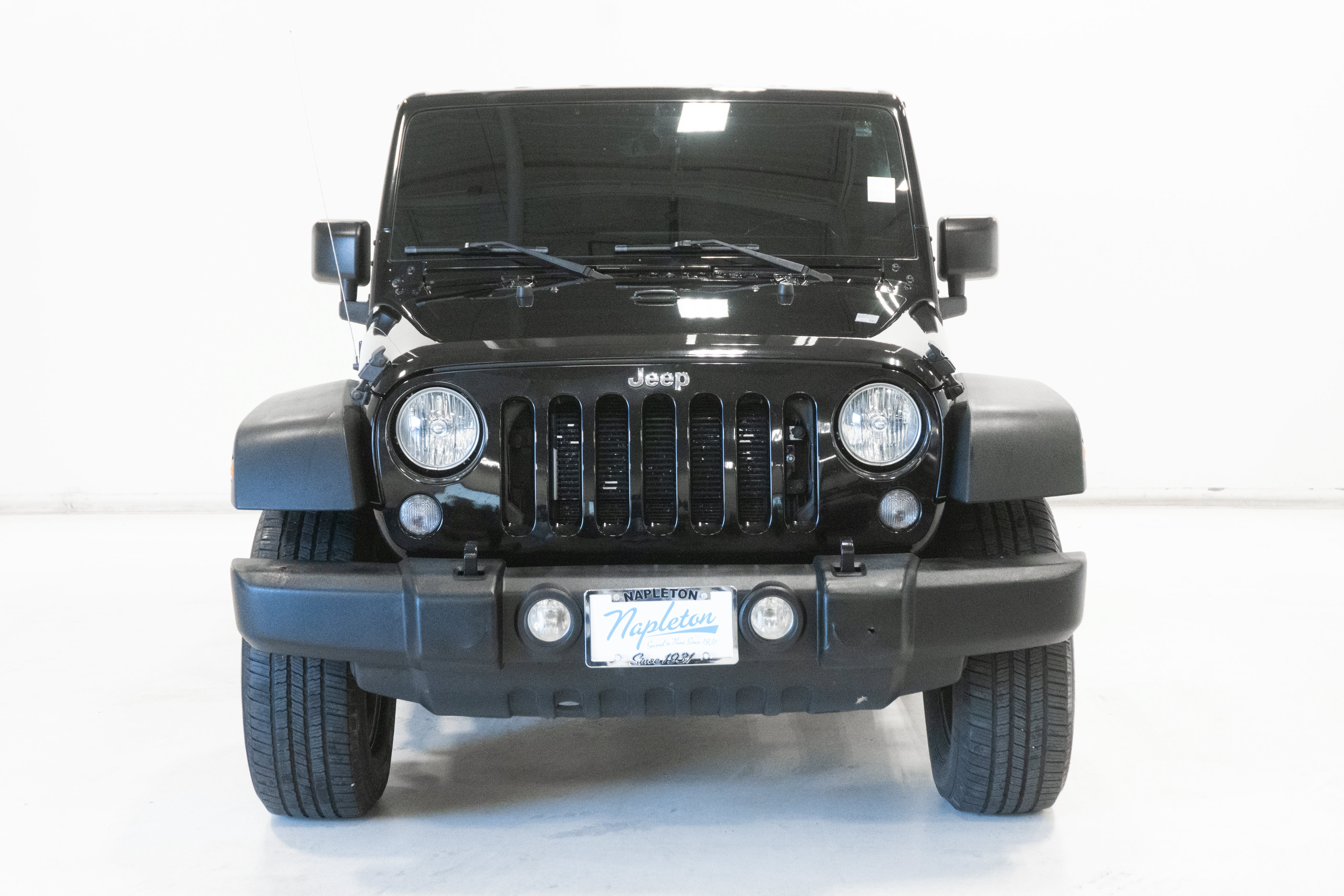 Used 2015 Jeep Wrangler Unlimited Sport w/ Quick Order Package 24S AWD/4WD image 5