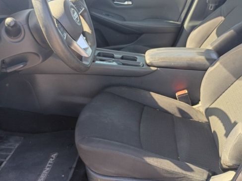 Used 2021 Nissan Sentra S FWD image 3