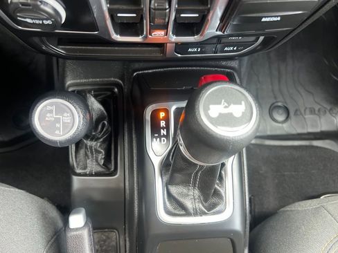 Used 2025 Jeep Wrangler Backcountry 4xe AWD/4WD image 66