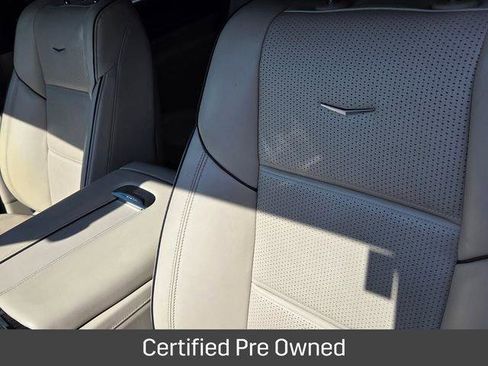 Certified 2023 Cadillac Escalade Premium Luxury w/ Performance Package AWD/4WD image 16