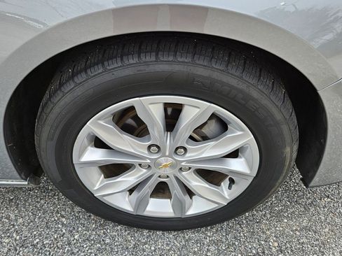 Used 2024 Chevrolet Malibu LT image 16