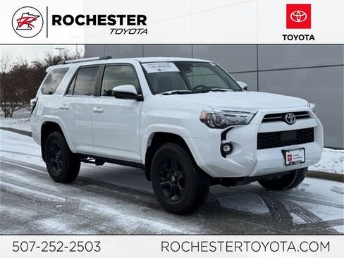 Certified 2024 Toyota 4Runner SR5 image 1