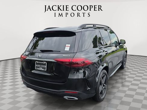 Used 2024 Mercedes-Benz GLE 350 4MATIC w/ AMG Line Exterior image 5