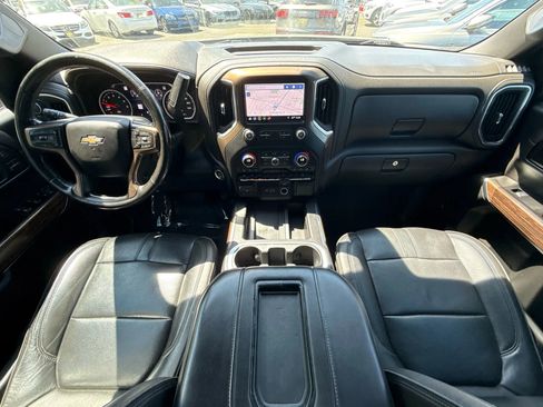 Used 2019 Chevrolet Silverado 1500 High Country w/ Technology Package image 19