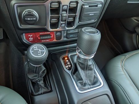 New 2026 Jeep Gladiator Mojave image 35