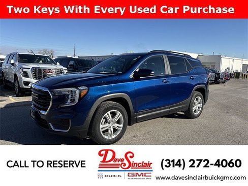 Used 2022 GMC Terrain SLE w/ Driver Convenience Package image 1